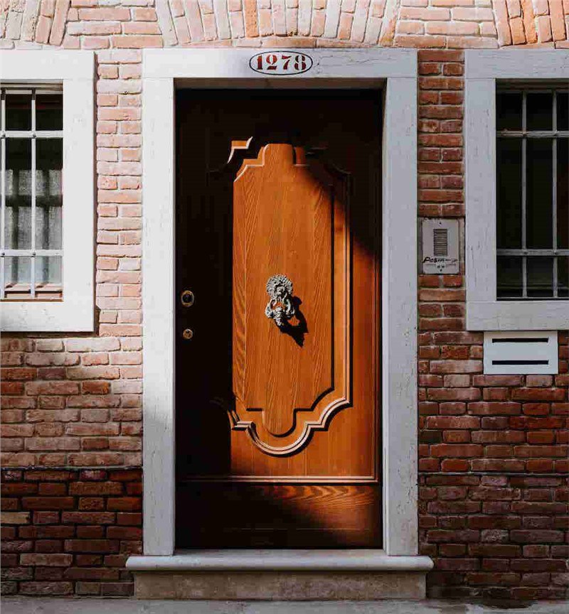 How much will it cost to replace my front door? Top 3 factors (Article)