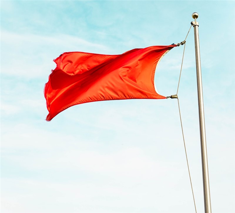 13 red flags to look out for in a home remodeling contractor (before, during, and after a consultation)