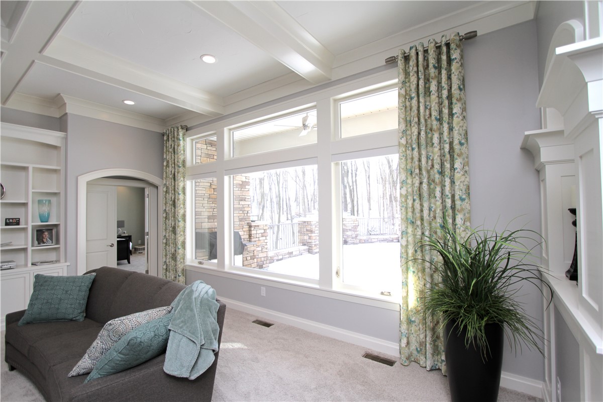 Trust Southwest Exteriors for the Best Replacement Windows